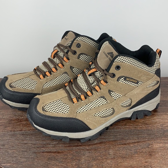 ozark trail men's hikers waterproof